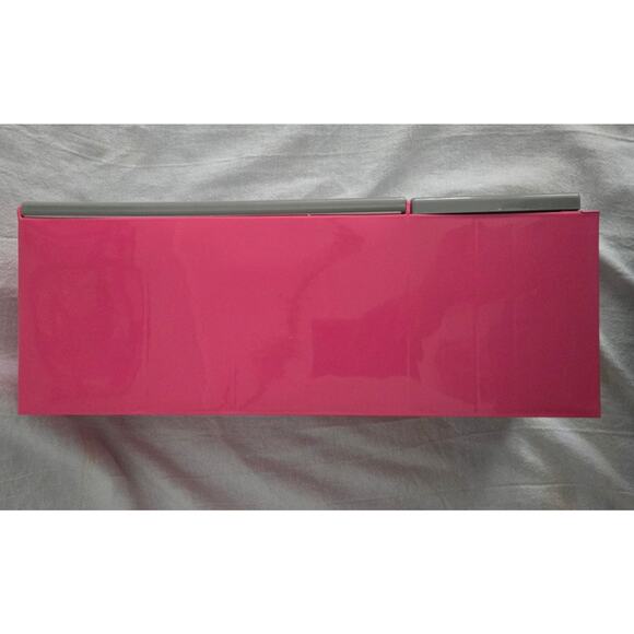 Doll Size Plastic Refridgerator No Bins or Shelves - Picture 6 of 15